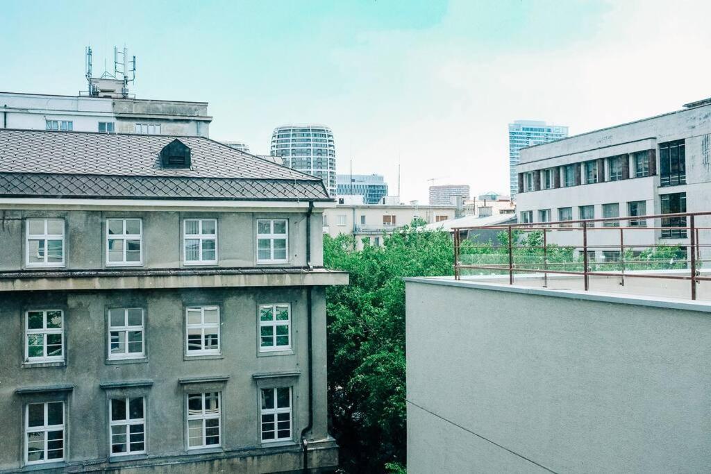 New Studio In Quiet Part Of The City Center ブラチスラヴァ エクステリア 写真